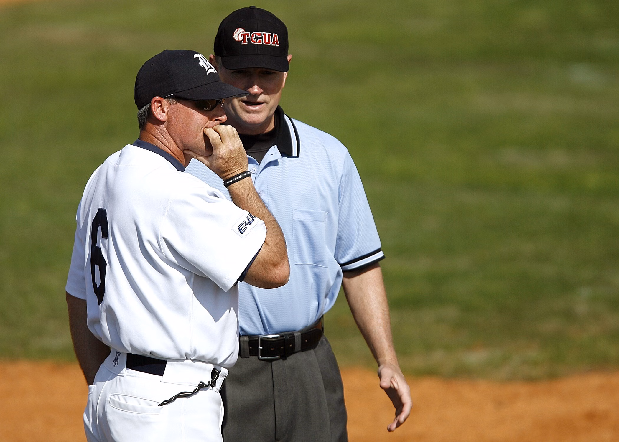 Braves ace Chris Sale ejected by umpire Dan Merzel before start of game against Yankees