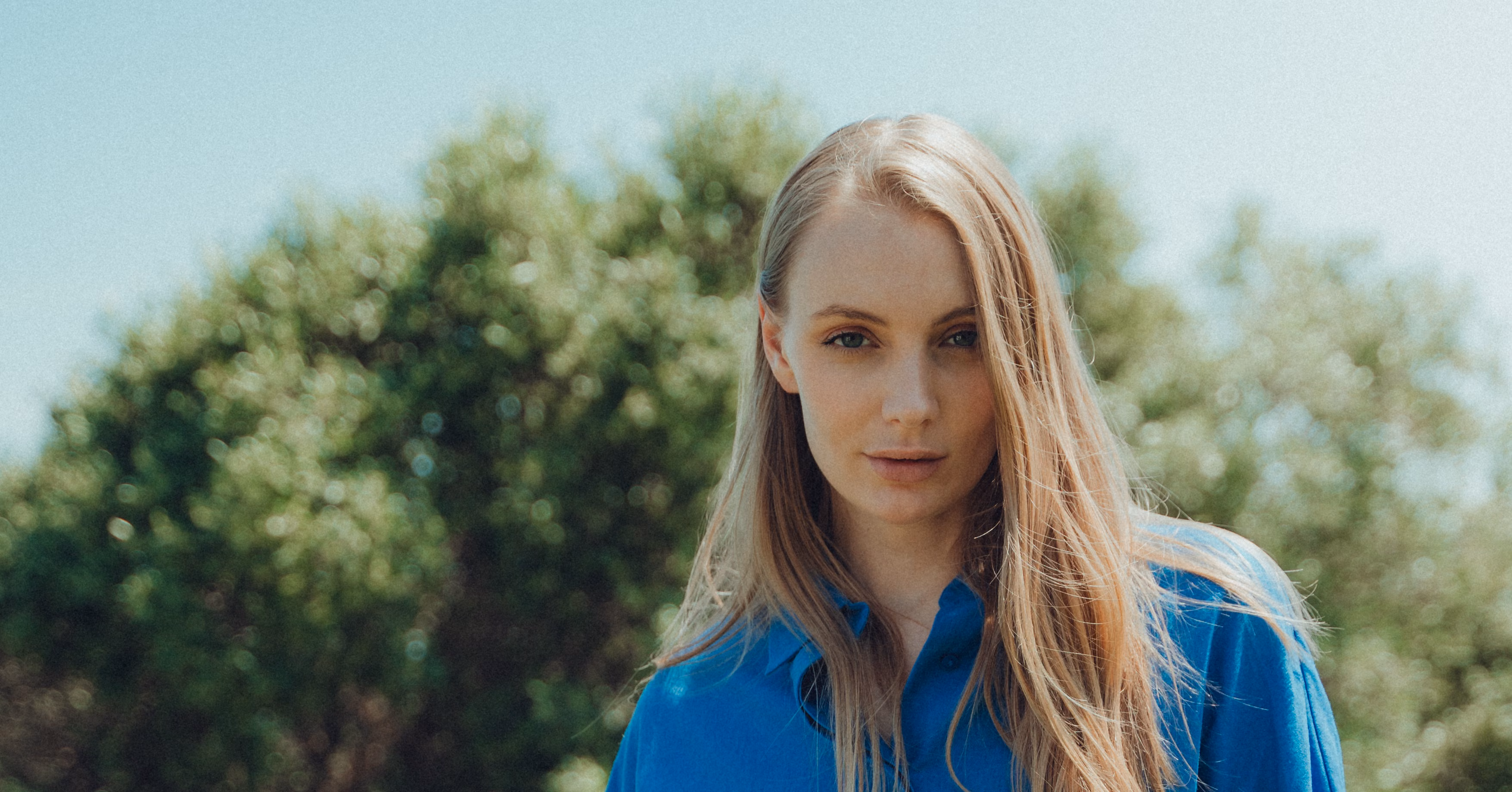 Clementine Douglas Announces Debut Australian Headline Shows