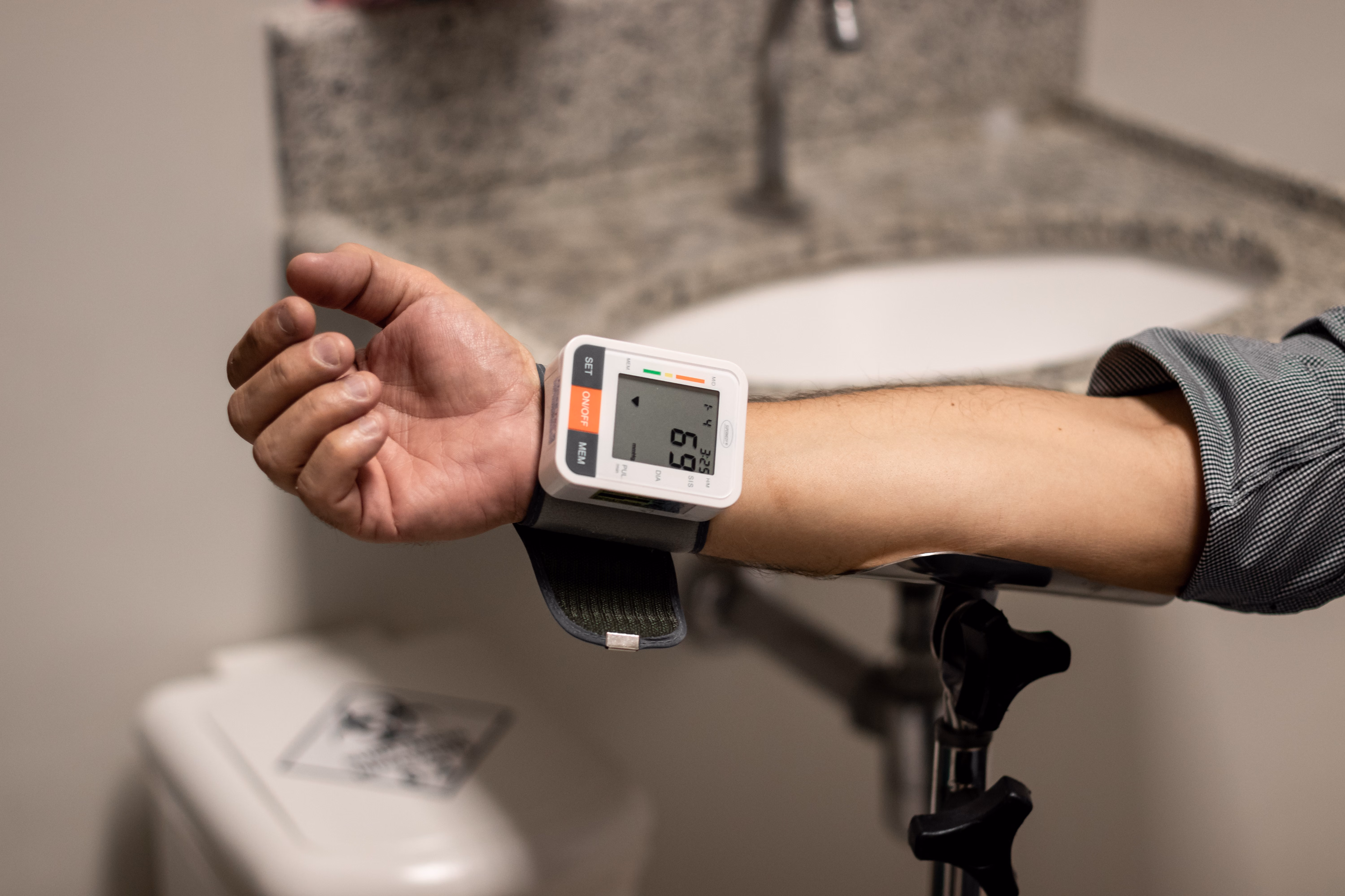Your Blood Pressure Cuff May Be Sharing Your Private Health Data With Advertisers
